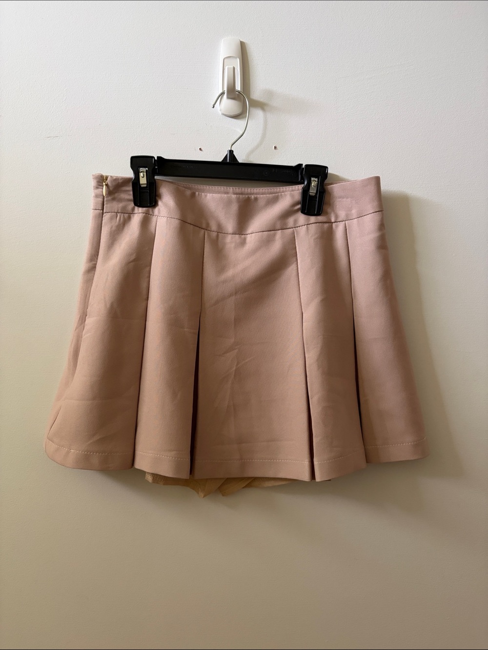 Pleated Mini Skort in Beige NWOT